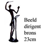 Beeld dirigent brons 23 cm.